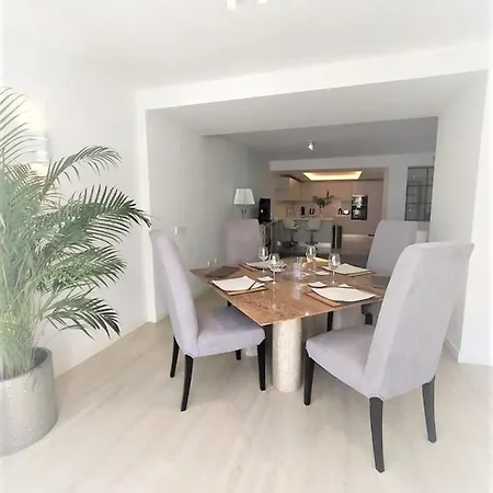 Apartment Moderno Piso De 2 Dormitorios En Playas Del Duque *