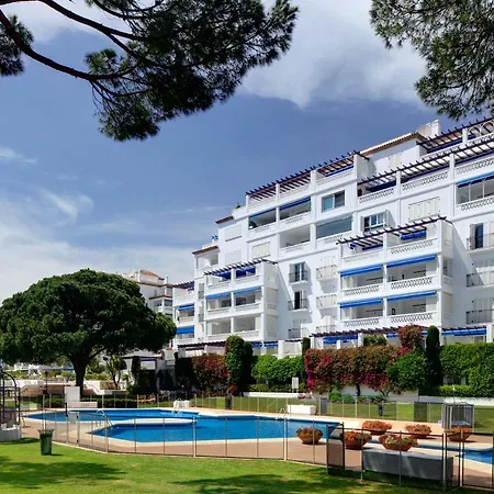 Apartment Moderno Piso De 2 Dormitorios En Playas Del Duque
